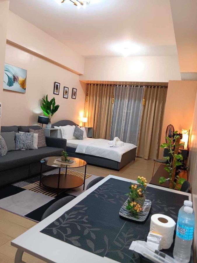 Studio Condo Building 81 Newport Boulevard Маніла Екстер'єр фото