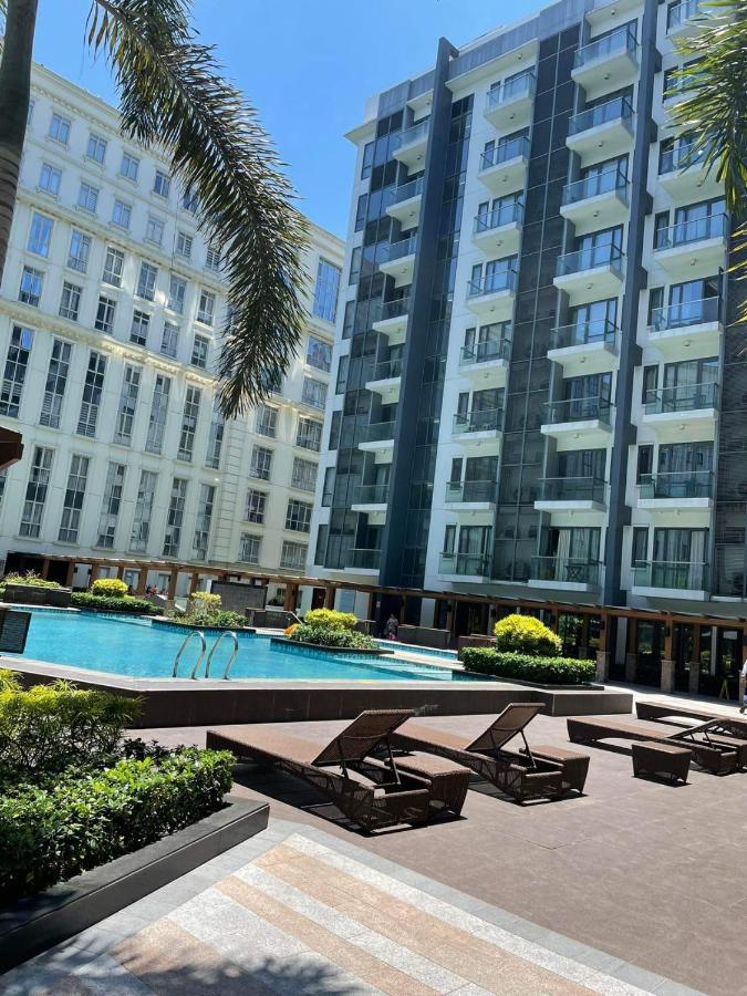 Studio Condo Building 81 Newport Boulevard Маніла Екстер'єр фото
